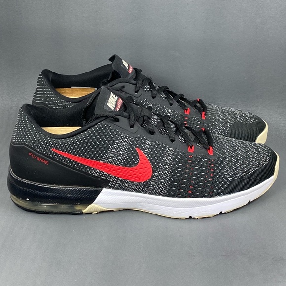 nike flywire air max typha
